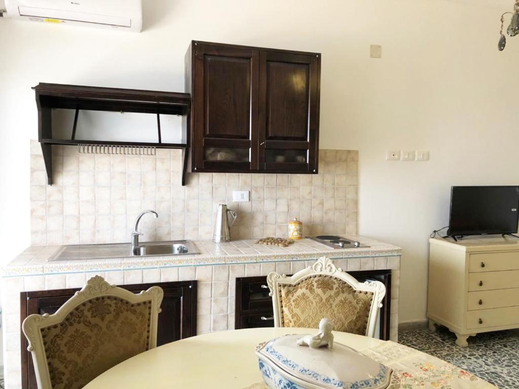 Brezza Di Mare Apartment จีอาร์ดีนี นักซอส ภายนอก รูปภาพ